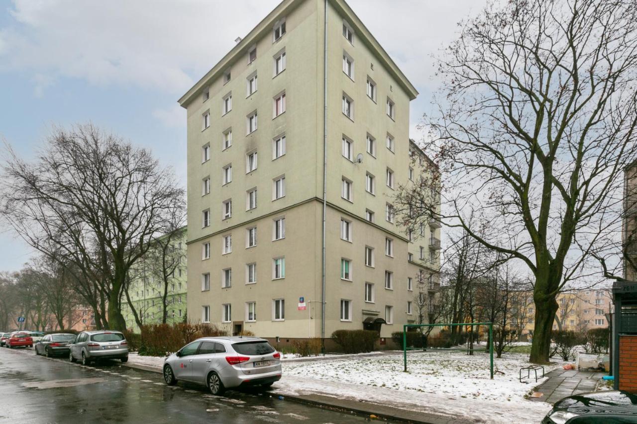 ורשה Wola Apartment With Balcony & Close To Metro By Noclegi Renters מראה חיצוני תמונה